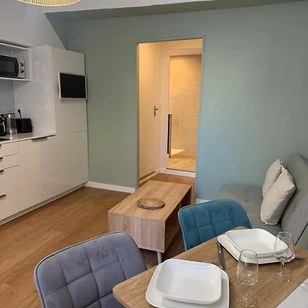 Joli Climatise A 5min Du Port Apartament *